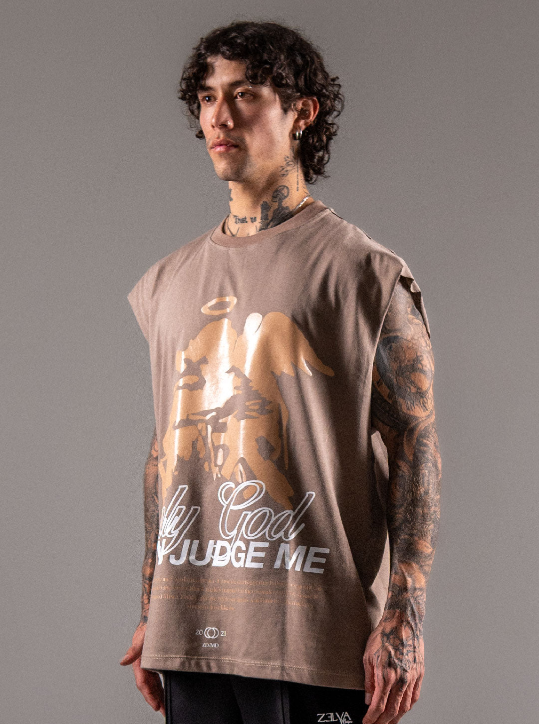 T shirt sleeveless "Only god can judge me"