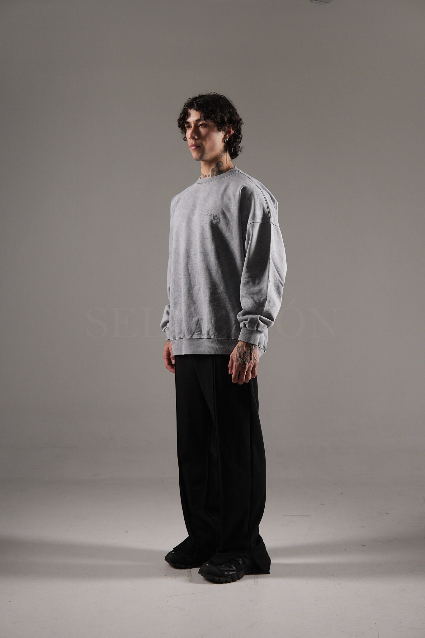 VINTAGE GREY HOODIE