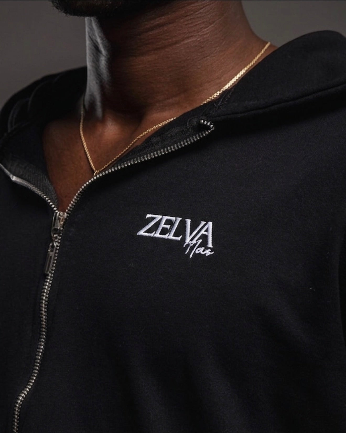 ZIP UP HOODIE BLACK