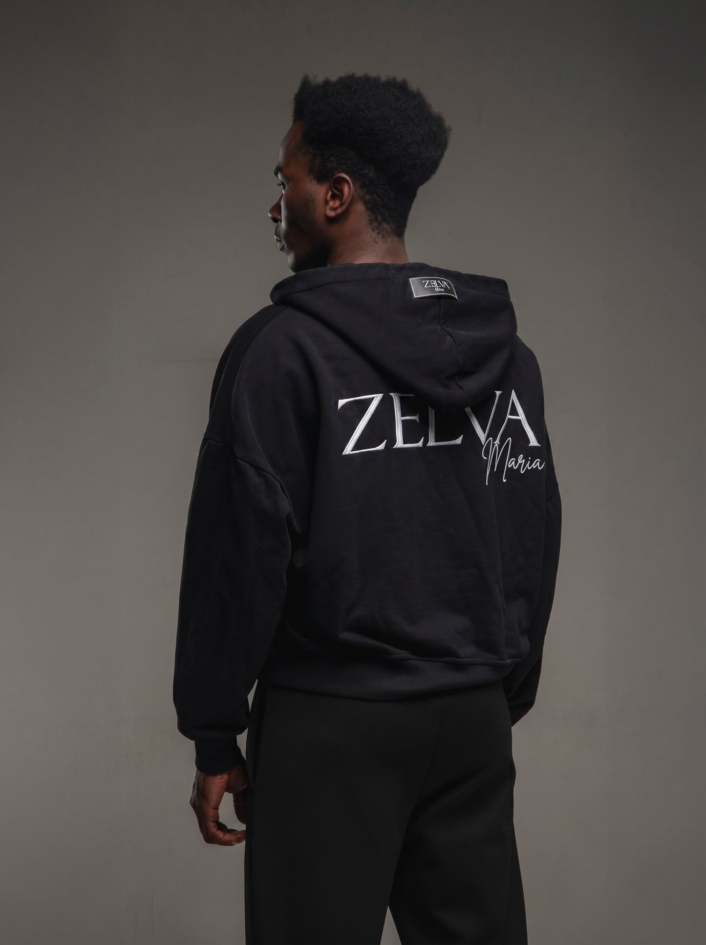 ZIP UP HOODIE BLACK