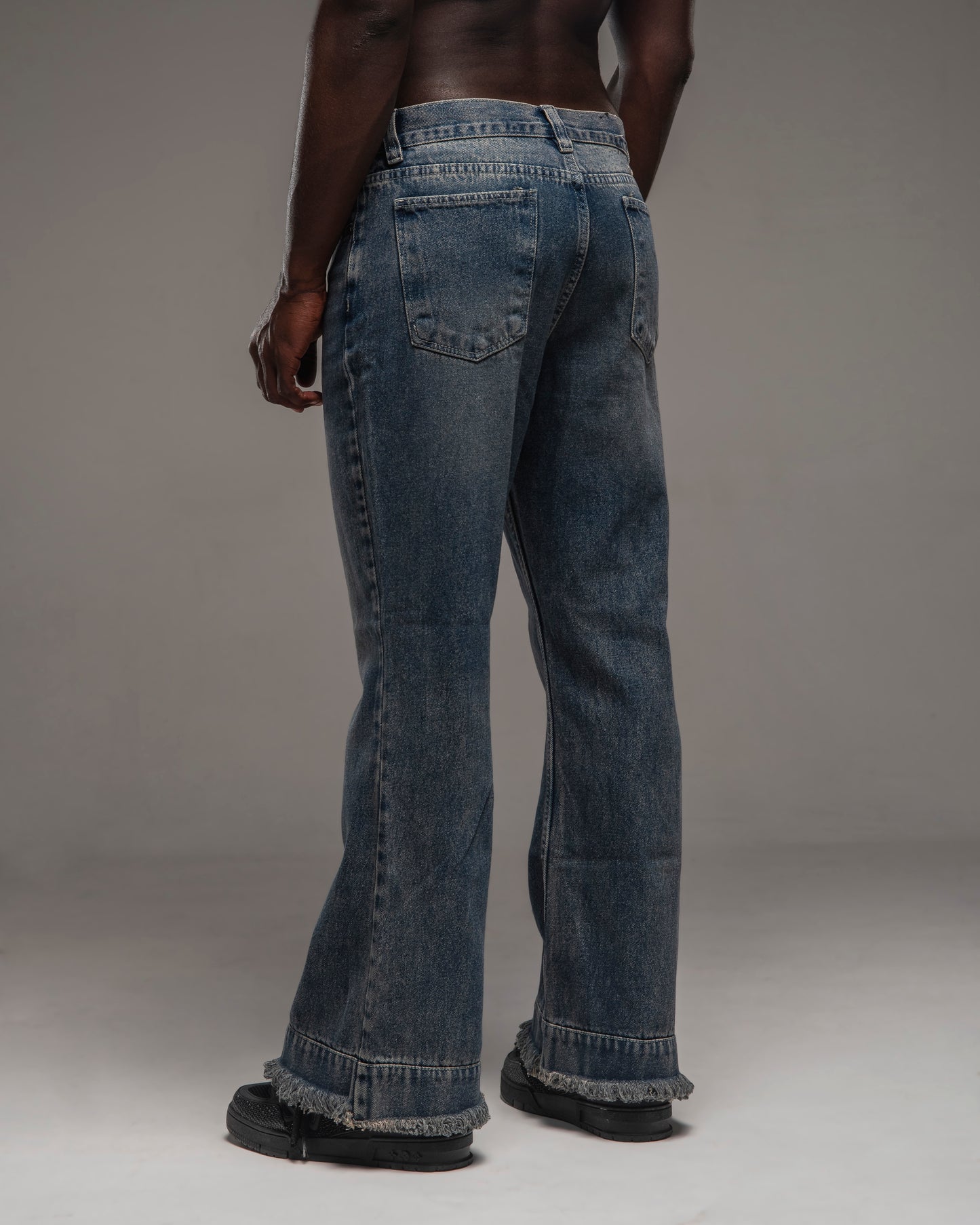BELL-BOOT JEANS